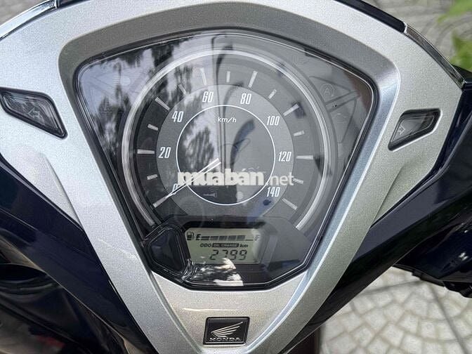 Honda Lead 4val 2024 Xanh đen 2000 km