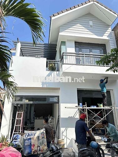 Cho thuê nguyên căn biệt thự 300m2