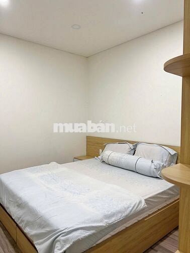 Cho thuê căn hộ 2PN Monarchy full nội thất tầng cao view sông Hàn