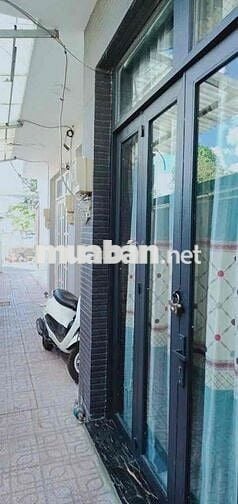 Nhà cho thuê nguyên căn 1 trệt 2 lầu full nội thất