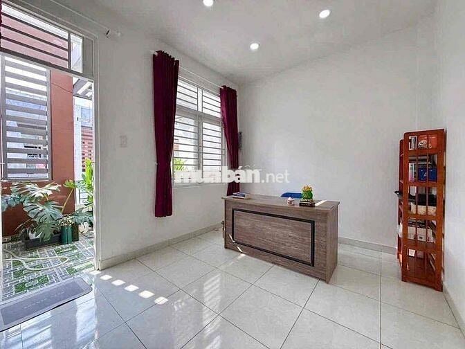 Bán nhà hẻm Ôtô ngay Vạn Hạnh Mall -Sư Vạn Hạnh,Quận 10.Giá 5tỷ890.SHR