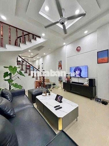 Bán nhà hẻm Ôtô ngay Vạn Hạnh Mall -Sư Vạn Hạnh,Quận 10.Giá 5tỷ890.SHR