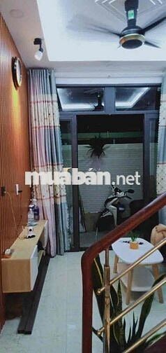 Nhà cho thuê nguyên căn 1 trệt 2 lầu full nội thất