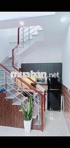 Nhà cho thuê nguyên căn 1 trệt 2 lầu full nội thất