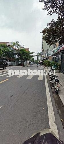 Cho thuê Phòng 719 Huỳnh Tấn Phát ( đường rộng trước nhà rộng 14m)