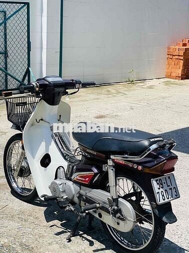 Honda Dream Thái Trắng Tím Thái Lan