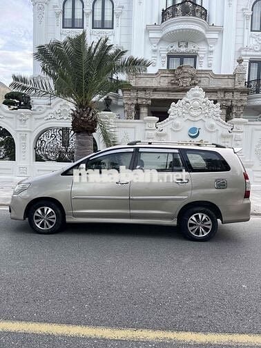 Toyota Innova 2016 Số sàn Vàng cát