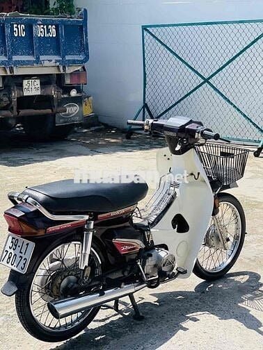 Honda Dream Thái Trắng Tím Thái Lan
