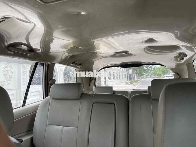 Toyota Innova 2016 Số sàn Vàng cát