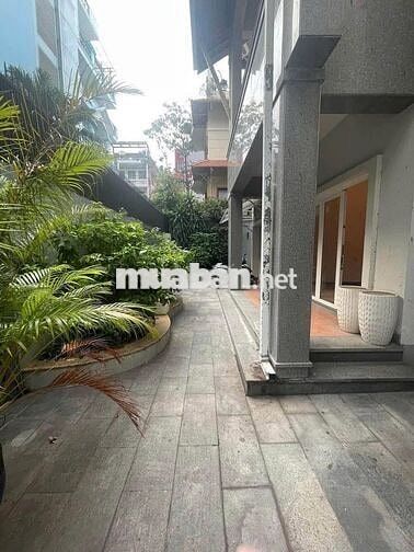 🏡[15mx18m]🏡Biệt Thự Sân Vườn Cao Thắng Hiếm Tại Quận 3❌Cho Thuê