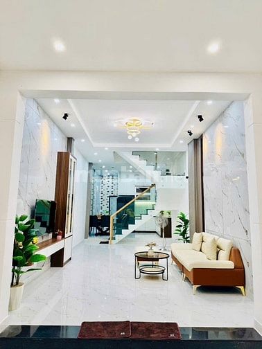 Nhà 4x15m 1 trệt 2 lầu st 3PN HXH Sát mặt tiền Âu Cơ - Giá 9.2 tỷ