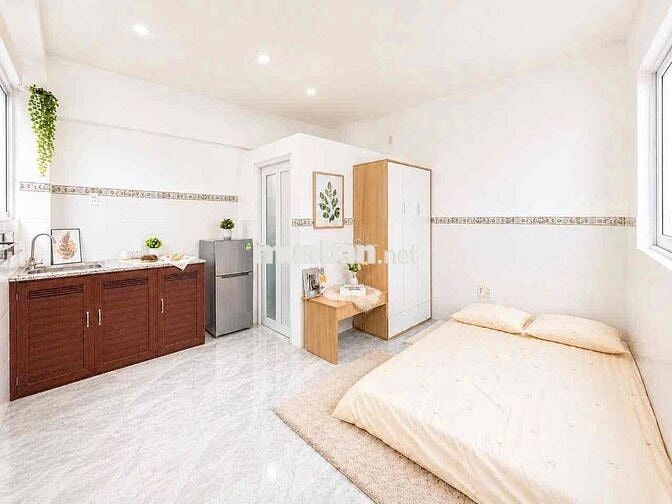 CHO THUÊ PHÒNG TRỌ CỬA SỔ - THANG MÁY GIÁ RẺ NGAY NHAC TƯ BẢY HIỀN