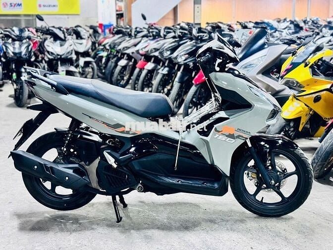 XE MÁYTHANH TÙNG_AIR BLADE 150 ABS XÁM XI 2022 ZIN