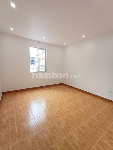 Chính chủ gửi bán căn nhà sân cổng riêng, độc lập tại Đông Hải- Hải An