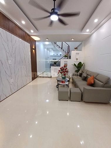 Chính chủ gửi bán căn nhà sân cổng riêng, độc lập tại Đông Hải- Hải An