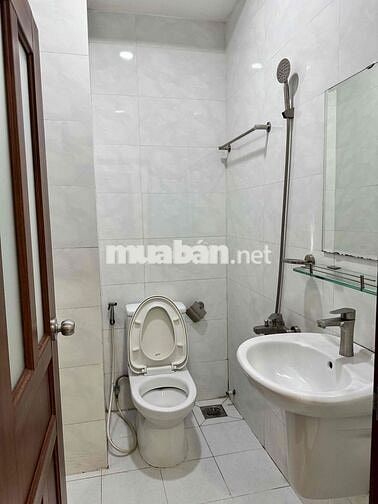 phòng trọ đủ tiện nghi giá bình dân
