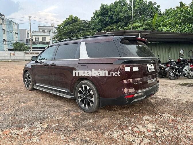 KIA Carnival 2022 2.2D Premium 8S Đỏ