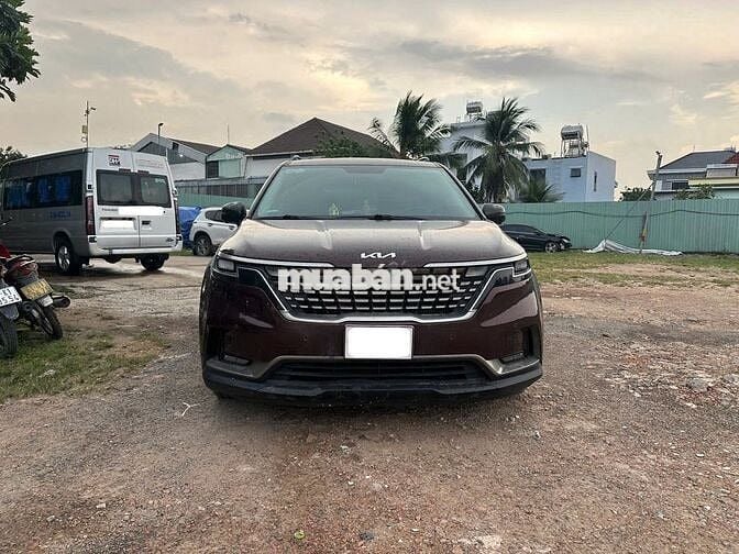 KIA Carnival 2022 2.2D Premium 8S Đỏ