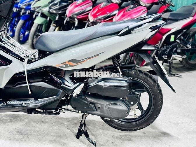 XE MÁYTHANH TÙNG_AIR BLADE 150 ABS XÁM XI 2022 ZIN