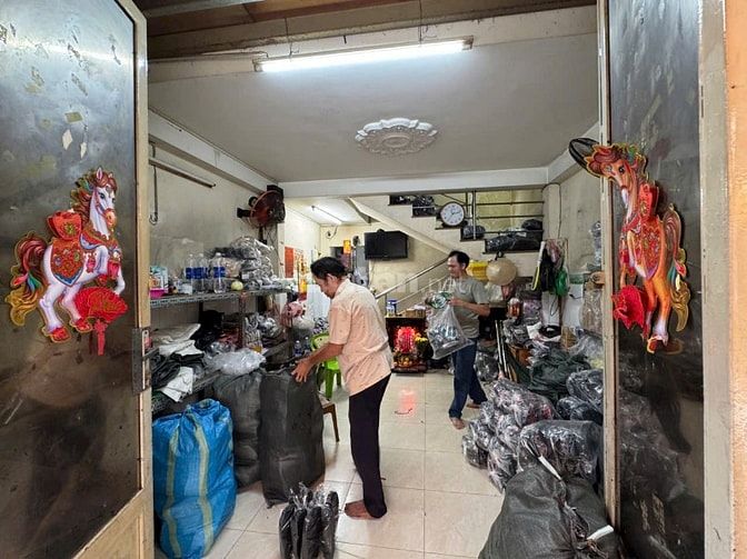 Bán gấp nhà HXH 8m Hồng Bàng P.16 Quận 11.