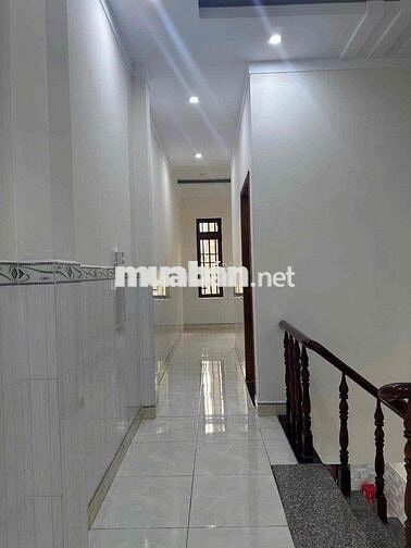 cho thuê nhà ngang 5 m gần ngã ba cây điệp đường 10 m khu dân cư