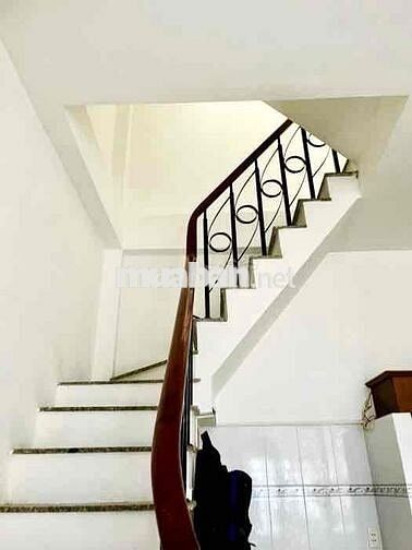 NHÀ 3 TẦNG BTCT GẦN MẶT TIỀN ÂU CƠ – SỔ HỒNG RIÊNG – CHỈ 4,2 TỶ