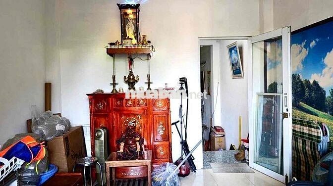 NHÀ TRƯỜNG CHINH - ĐƯỜNG 5.5m - GẦN BẾN XE, GẦN TIỆN ÍCH