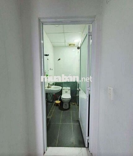 Nhà thuê Mặt Tiền Lý Thánh Tông. (3pn, 2wc). Dtsd 96m2