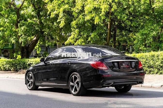 Mercedes E200 Sport 2019 Đen 49.000 Miles