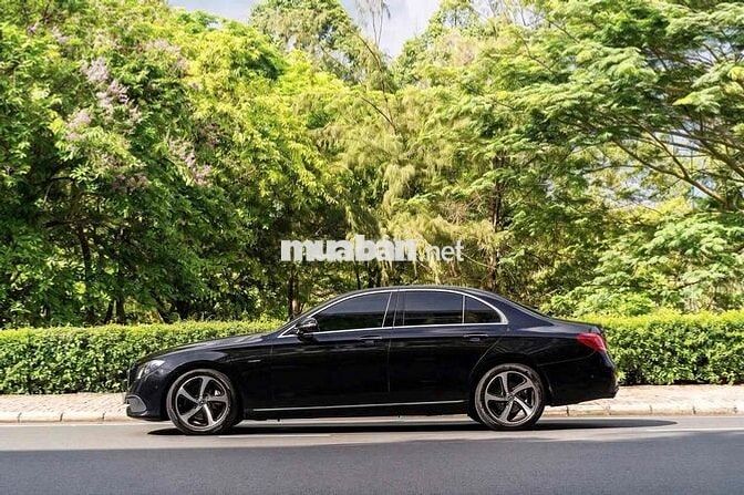 Mercedes E200 Sport 2019 Đen 49.000 Miles