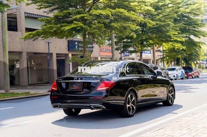 Mercedes E200 Sport 2019 Đen 49.000 Miles