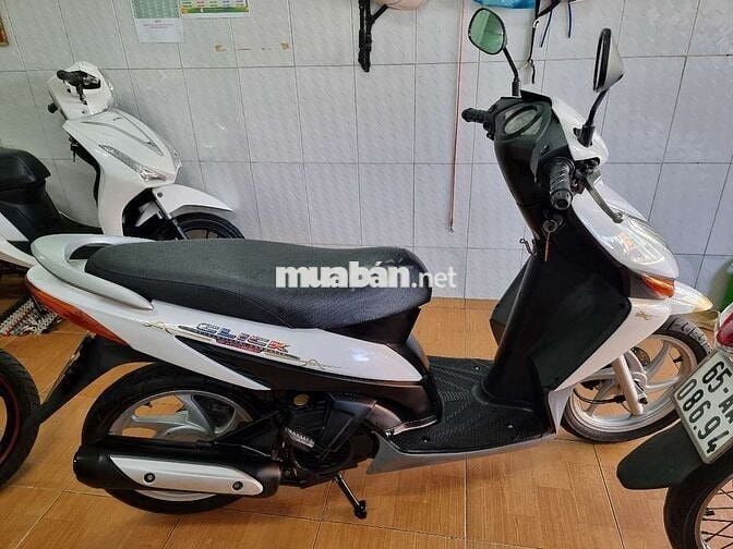 Honda Click Trắng Đã sử dụng