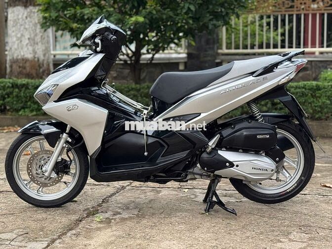 Honda Air Blade 2017 Bạc