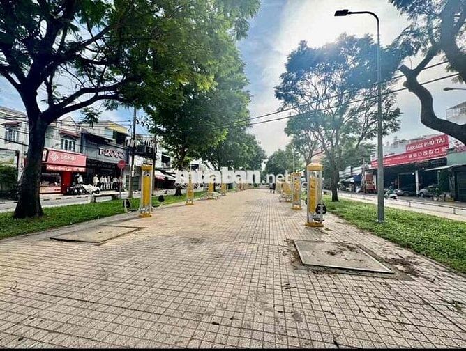 NHÀ QUÁ RẺ 4 TBTCT 4 pn 3 wc sát khu đẹp giá quá hời