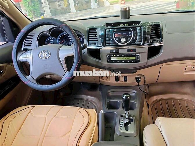 Toyota FORTUNER bản V số tự động đời cuối 2014