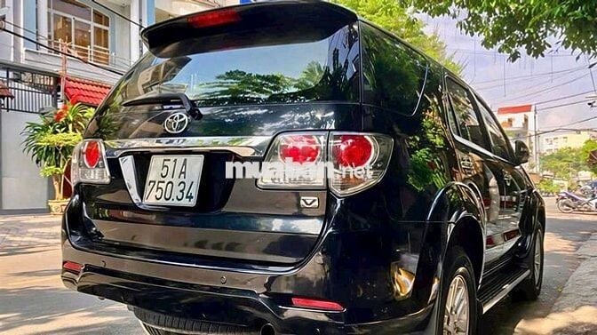 Toyota FORTUNER bản V số tự động đời cuối 2014