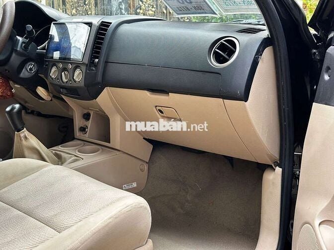 Ford Everest SX 2009 Số sàn 132.000 KM Đen
