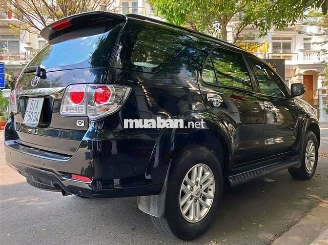 Toyota FORTUNER bản V số tự động đời cuối 2014