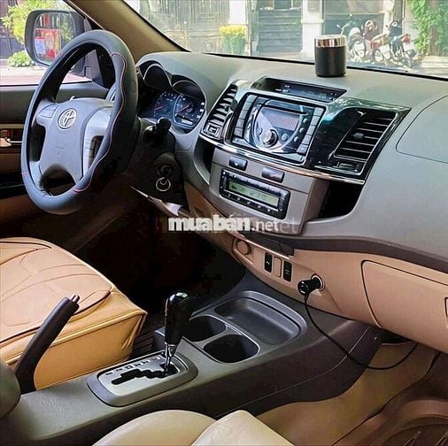 Toyota FORTUNER bản V số tự động đời cuối 2014