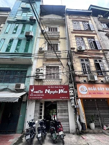 Chính chủ cho thuê nhà 2 mặt phố 121 Đường Nguyễn Chí Thanh, Hà Nội