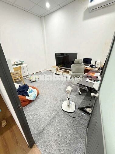 Nhà thuê Lũy Bán Bích. Quận Tân Phú (5pn, 4wc). Dtsd 144m2