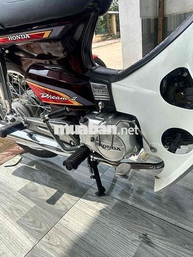 Honda Dream Việt Nâu, Trắng Máy Thái