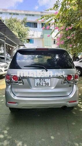 Toyota Fortuner 2012 Số sàn Bạc 130.000km