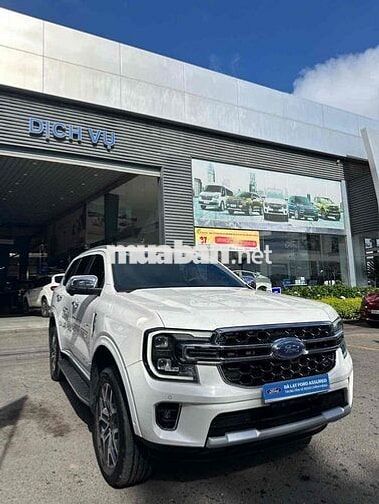 Ford Everest Titanium 4x4 Diesel 2024