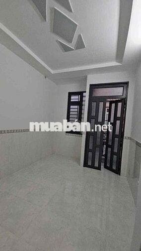 Cho thuê nhà 5tr/th gần chợ hiệp thành