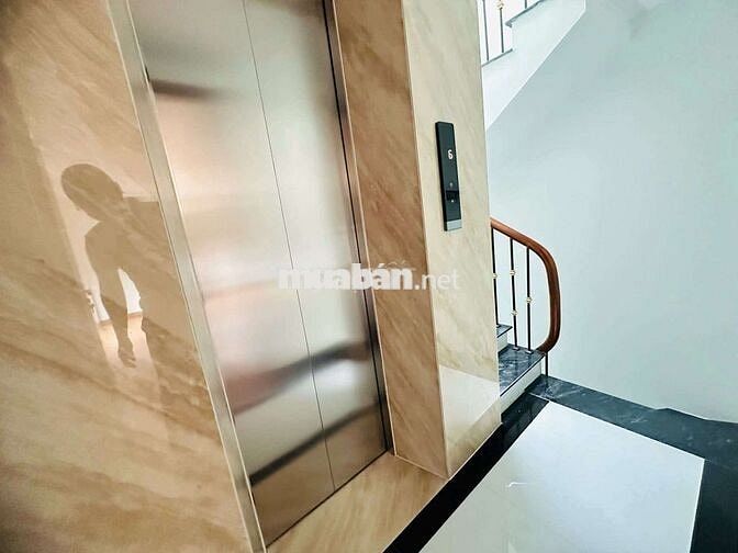 Bán nhà Văn Cao _ Ba đình _ 5 tầng đẹp long lanh _ Chỉ 8,95 tỷ
