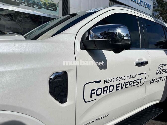 Ford Everest Titanium 4x4 Diesel 2024