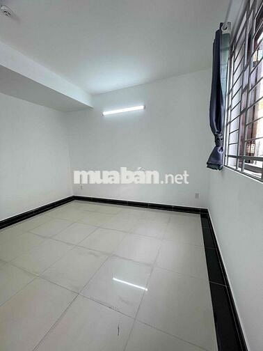 Phòng trọ 20m2 đường Tạ Quang Bửu, Quận 8