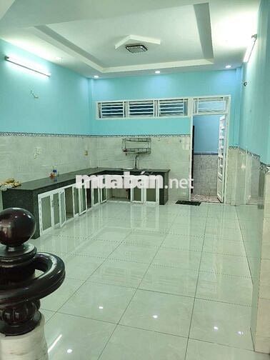 mới sơn sửa 4x20m 3 lầu 4pn 4wc hẻm ô tô gần gvap ở ngay