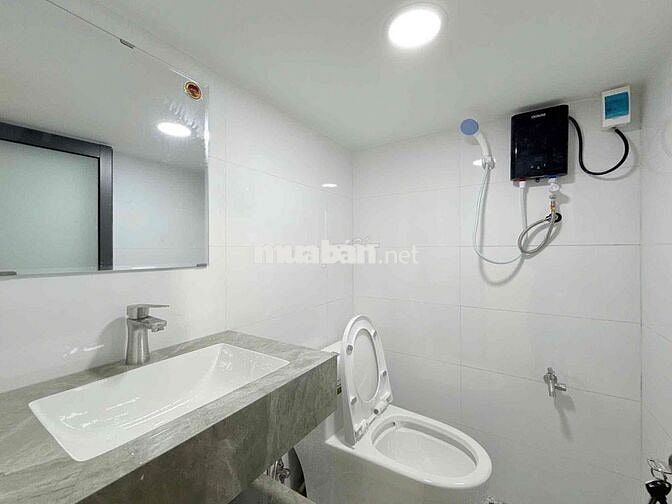 CHO THUÊ PHÒNG CÓ GÁC CỬA SỔ TRỜI 30m2 GẦN ĐH VĂN HIẾN